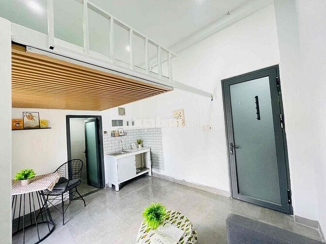 CHO THUÊ PHÒNG TRỌ CÓ GÁC - RỘNG 35m2 BAN CÔNG SIÊU BỰ NGAY LINH ĐÔNG