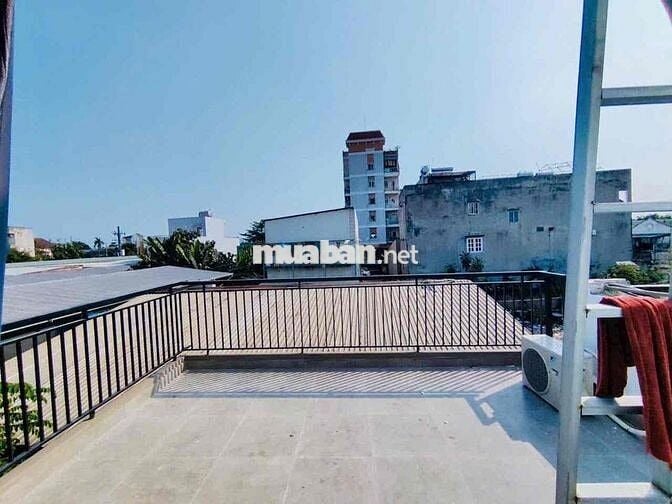 CHO THUÊ PHÒNG TRỌ CÓ GÁC - RỘNG 35m2 BAN CÔNG SIÊU BỰ NGAY LINH ĐÔNG