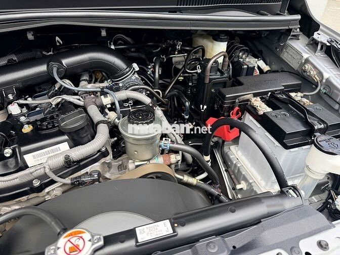 Toyota Innova E 2023 Số sàn Bạc 83,000 km