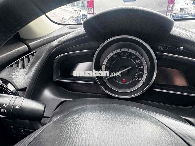 Mazda 2 2015 Luxxury, 7 vạn chuẩn, có hỗ trợ góp