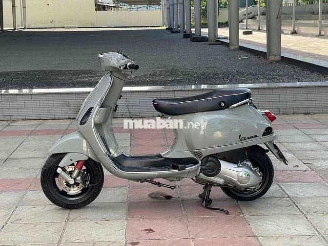 Piaggio Vespa Sprint Xám