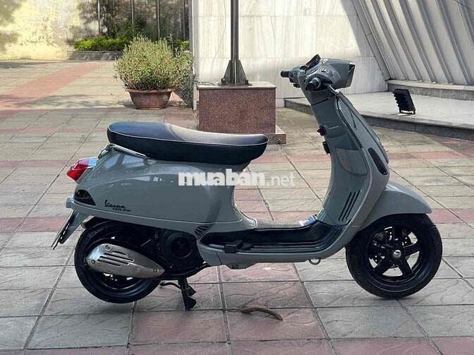 Piaggio Vespa Sprint Xám