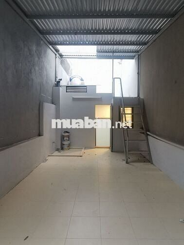 Cho thuê nhà 43m2, 3 ngủ, 2 phụ, điều hòa, nóng lạnh, bếp