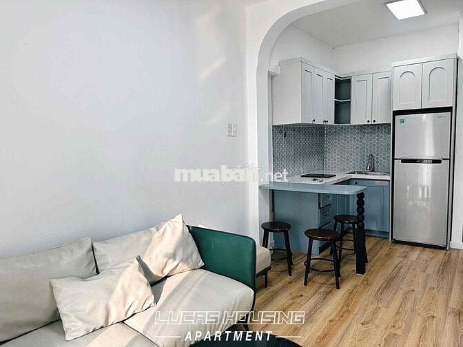 CHDV full nội thất ban công, cửa sổ cực thoáng ngay công viên HVT