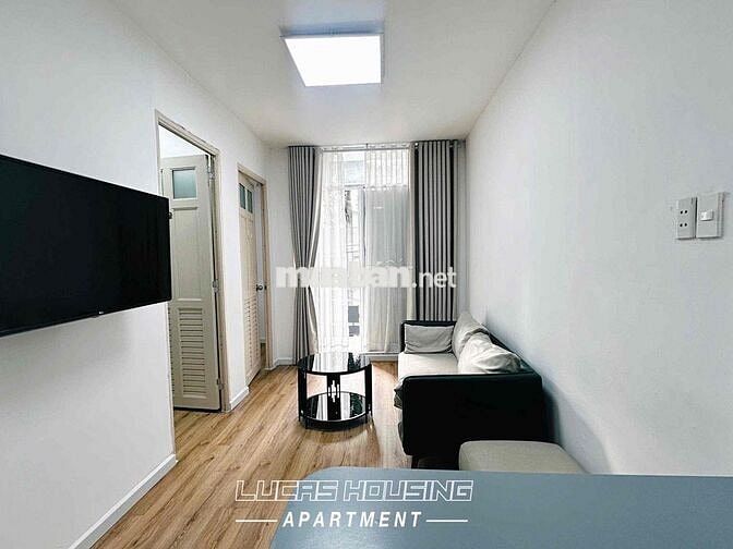 CHDV full nội thất ban công, cửa sổ cực thoáng ngay công viên HVT