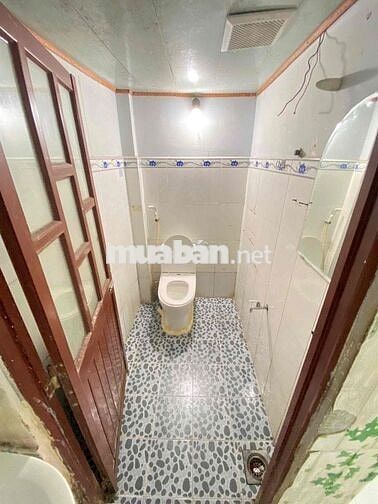 nhà cho thuê nguyên căn 1 trệt. 1 lầu 2p ngủ .1wc gct 6tr/th