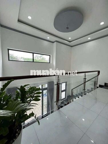 Nhà Tân An gần trường THCS Trần Bình Trọng, giá 6 triệu/tháng 3 phòng