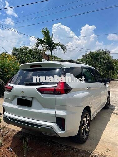 Mitsubishi Xpander Premium 7 chỗ Trắng