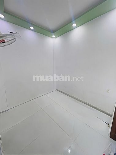 Cho thuê nhà mới đẹp đúc lâù 2pn đt 4 x 10 thống nhất p16 GV giá 8tr 