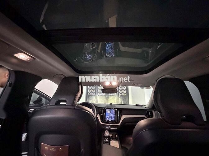 Volvo XC60 2022 - 9000 km