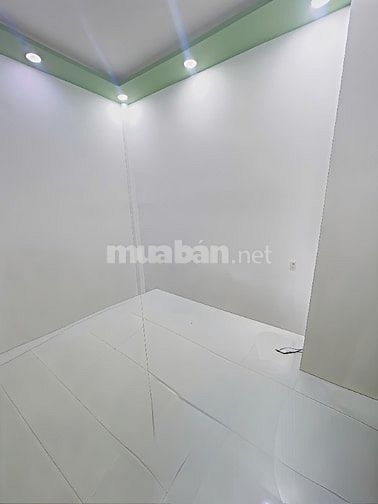 Cho thuê nhà mới đẹp đúc lâù 2pn đt 4 x 10 thống nhất p16 GV giá 8tr 