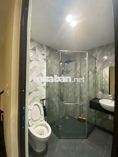 Cho thuê nhà 4 ngủ full đồ - Lĩnh Nam, Nam Dư