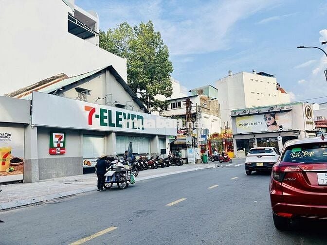 🏢 Nhà Góc Hai Mặt Tiền Đắc Địa Quận 1 - Hầm Trệt Lửng 5 Lầu