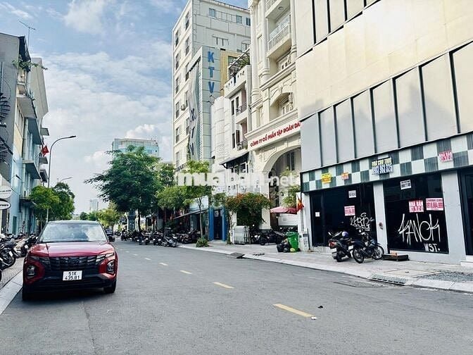 🏢 Nhà Góc Hai Mặt Tiền Đắc Địa Quận 1 - Hầm Trệt Lửng 5 Lầu