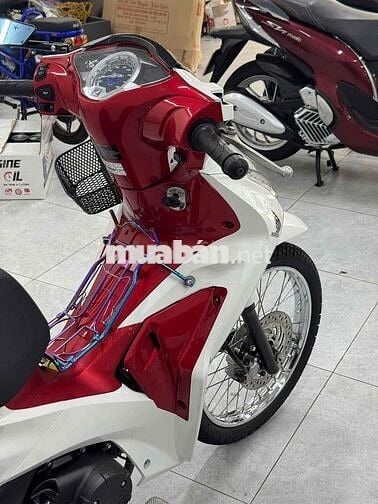Honda Future dky 2025 Trắng đỏ 4000km