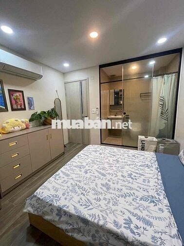 Cho thuê nhà nguyên căn hoặc sang nhượng tiệm giặt sấy Hồ Thị Kỷ Q10