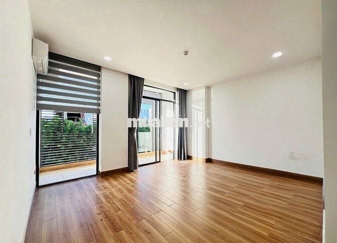 VĂN PHÒNG NGAY KHU MỸ AN 40M2 BAN CÔNG THOÁNG VIEW SÔNG