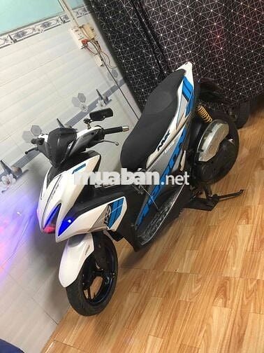 Yamaha NVX Fi 155cc 2017 Trắng Xanh Đen