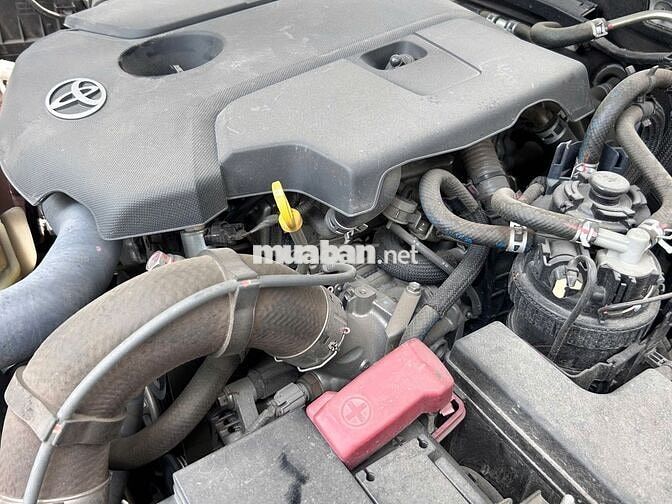Toyota Fortuner 2.4G 4x2 AT 2021