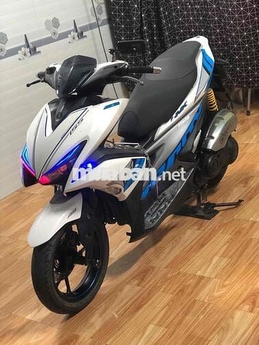 Yamaha NVX Fi 155cc 2017 Trắng Xanh Đen