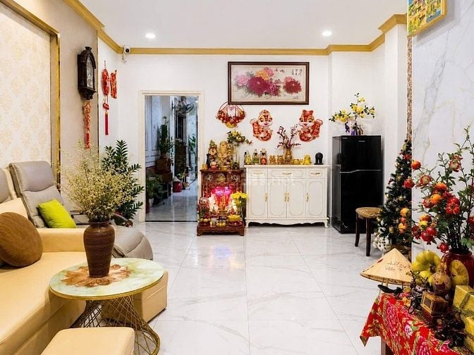 Bán Nhà MT Chợ Bàu Cát – Kiến Trúc Châu Âu – Thang Máy – Nội Thất Cao 