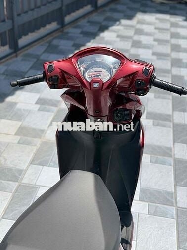 Honda Vision 2017 màu Đỏ