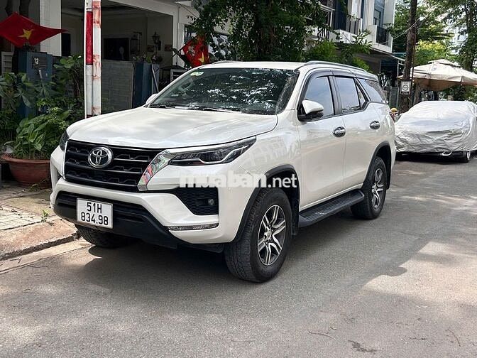 Toyota Fortuner 2.4G 4x2 AT 2021