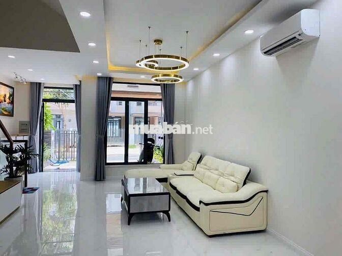 cần cho thuê nhà hoàn thiện khu nhà LAVILa