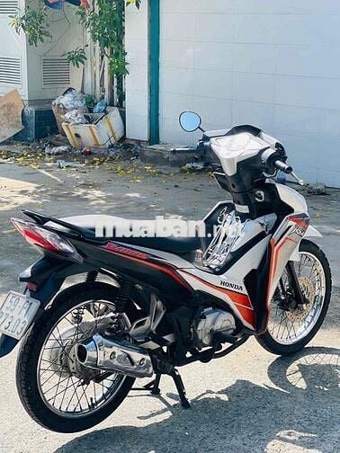 Honda Wave RSX 2012 Trắng cam đen
