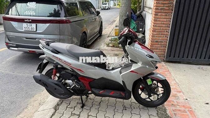 Honda Air Blade 125 ABS 2026 Xám đỏ 3000 km