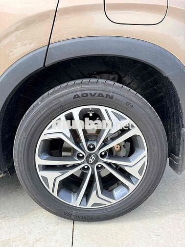Hyundai Santa Fe 2020 Bản full Nâu 7 chỗ