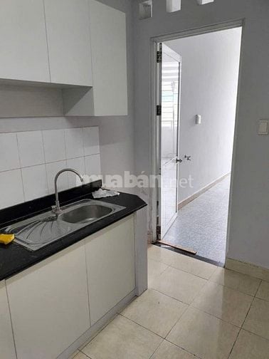 Chung cư Phú Thạnh, Nguyễn Sơn, TP: 2PN, 65m2, nhà trống, 7,5triệu