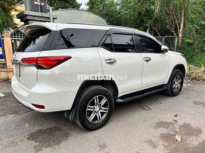 Toyota Fortuner 7 chỗ Diesel Trắng
