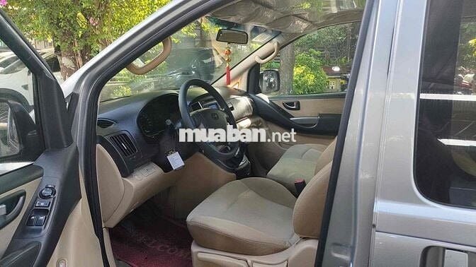 Hyundai Starex 2016 Dầu Số sàn Bạc 75.000 km