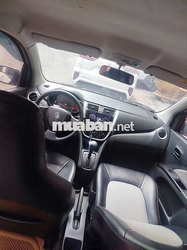 Chính chủ bán xe Suzuki Celerio Hatchback Trắng