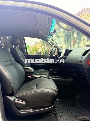 Toyota Fortuner 2014 2 cầu bản full Trắng