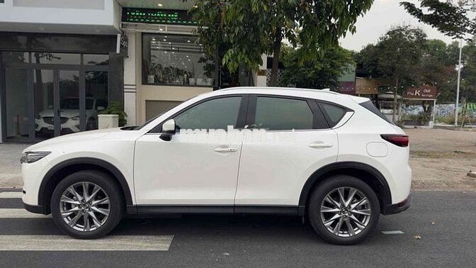 Mazda CX-5 Trắng