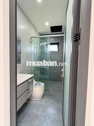 NHÀ ĐẸP TRUNG TÂM LONG ĐIỀN ĐÚC TẤM TOÀN BỘ