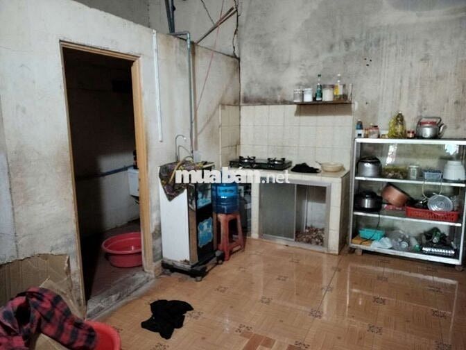 Nhà cấp 4 353m2 khu dân cư đông đúc 