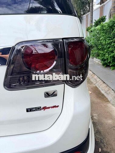 Toyota Fortuner 2014 2 cầu bản full Trắng