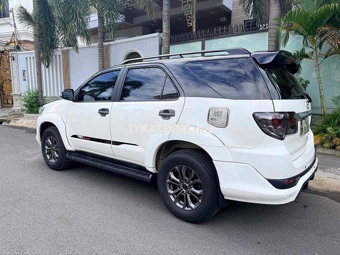 Toyota Fortuner 2014 2 cầu bản full Trắng