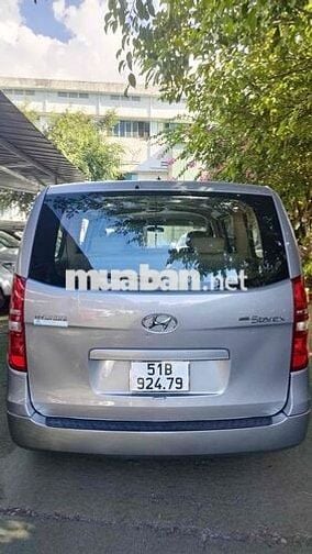 Hyundai Starex 2016 Dầu Số sàn Bạc 75.000 km