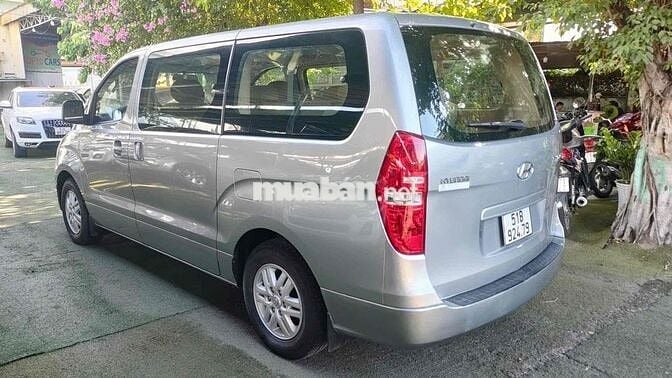 Hyundai Starex 2016 Dầu Số sàn Bạc 75.000 km