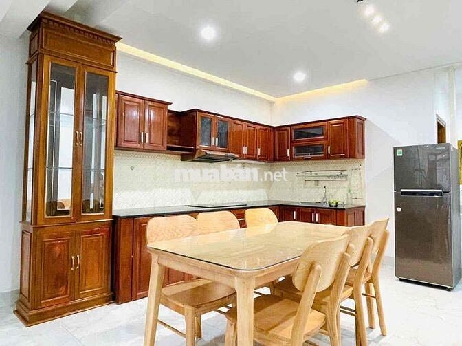 🌹Hot Hot🌹Cho thuê nhà mới 4 tầng, mặt tiền đường Hoàng Công Chất gần B