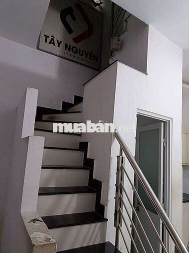 Cho thuê nhà 2 tầng, Quận 12. 3PN 3WC