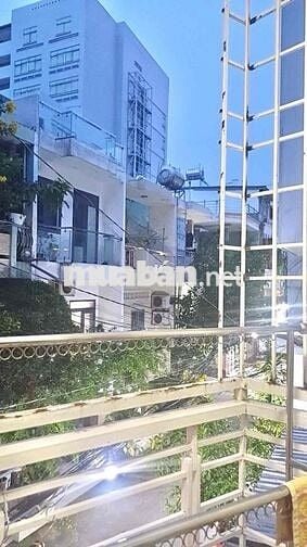 90m2-NGANG KHỦNG 6,2M-HẺM XE HƠI TRÁNH NHAU -P.25-Kế ĐH HUTECH-Phân Lô