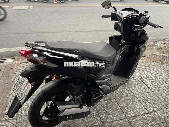 Honda Click 2017 Đen bóng Ohlin SMRT 2 Tay
