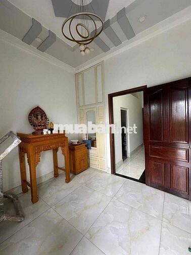Cho Thuê nhà mặt Tiền 4pn, 3 wc giá chỉ 10 triệu