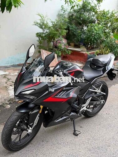 Honda CBR150R 2021 Đen 3000 km
