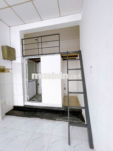cho thuê MB mặt tiền Âu Cơ, Lũy Bán Bích có gác ở lại